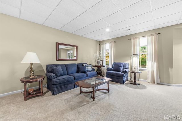 5004 Castlegate Lane, Godfrey, IL 62035