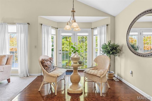 5004 Castlegate Lane, Godfrey, IL 62035