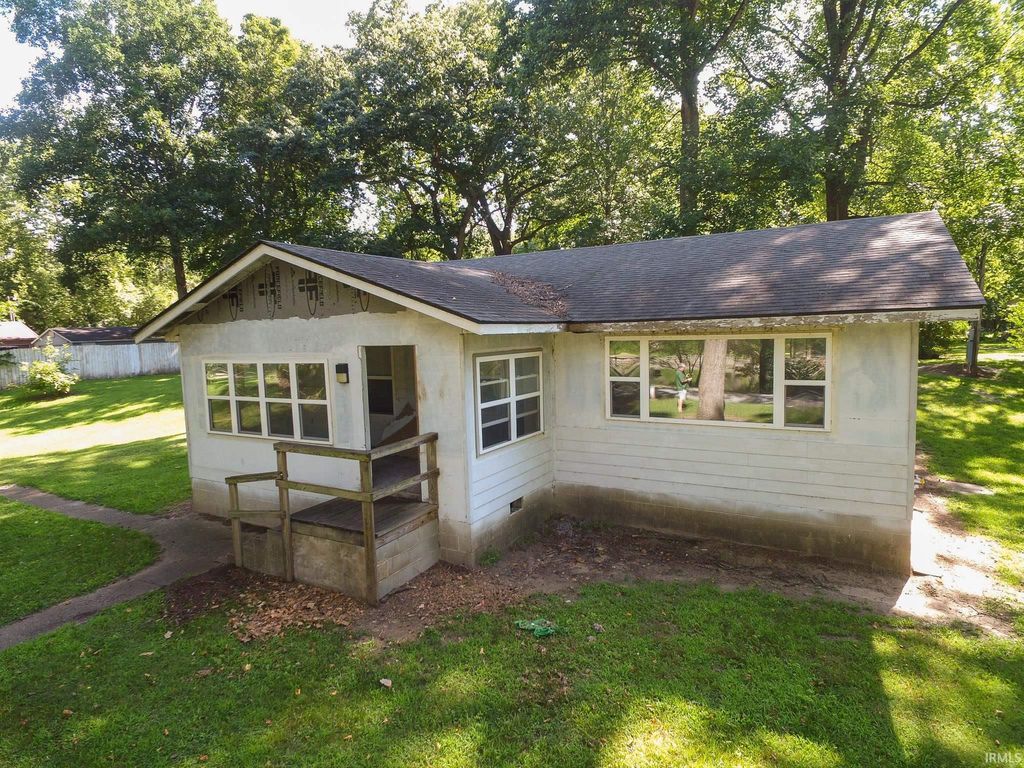 6785 N 1200, Monticello, IN 47960