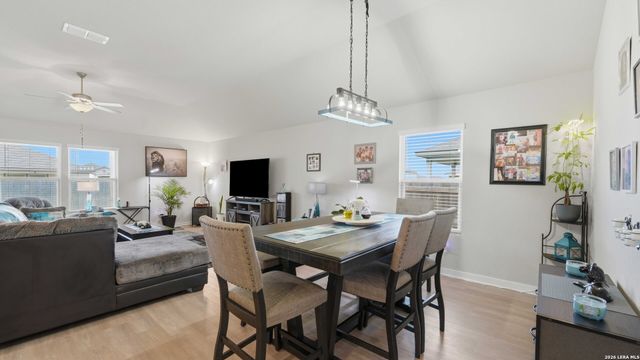 10738 Francisco Way, Converse, TX 78109