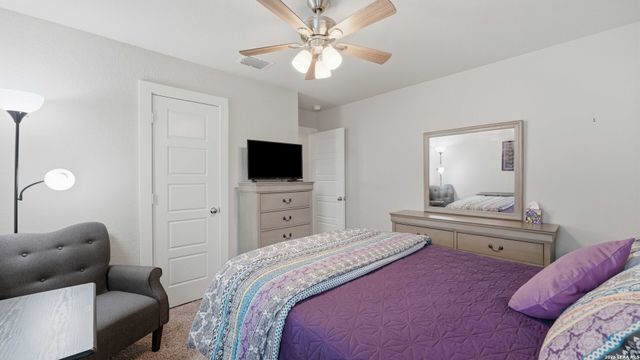 10738 Francisco Way, Converse, TX 78109