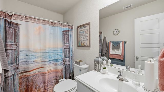 10738 Francisco Way, Converse, TX 78109