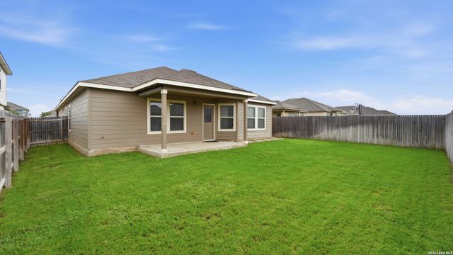 10738 Francisco Way, Converse, TX 78109