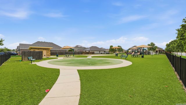 10738 Francisco Way, Converse, TX 78109