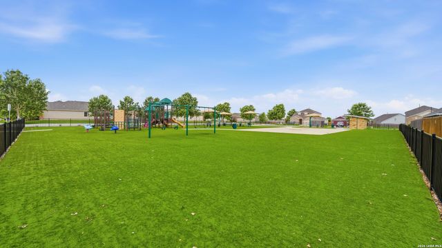 10738 Francisco Way, Converse, TX 78109