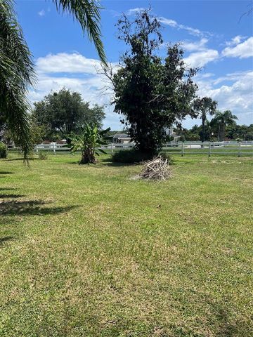 915 HILLSIDE COURT S, Winter Haven, FL 33881