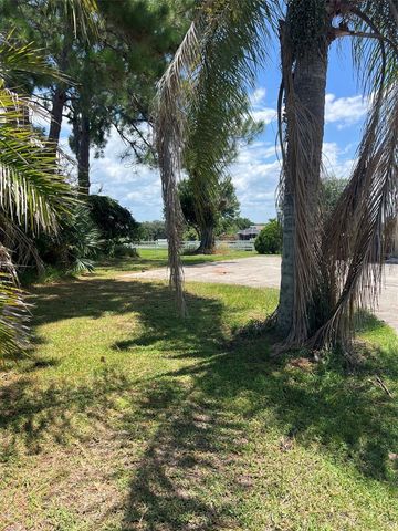 915 HILLSIDE COURT S, Winter Haven, FL 33881