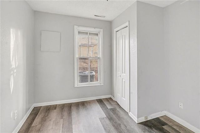 1309 N Main Street, Independence, MO 64050