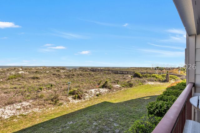 40 Folly Field Road 104, Hilton Head Island, SC 29928