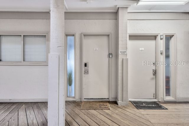 40 Folly Field Road 104, Hilton Head Island, SC 29928