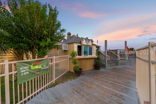 40 Folly Field Road 104, Hilton Head Island, SC 29928