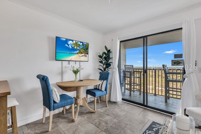 40 Folly Field Road 104, Hilton Head Island, SC 29928