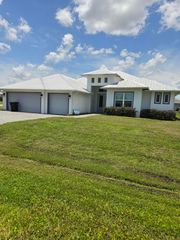 5231 NW Iredell Street, Port St. Lucie, Port St Lucie, FL 34986