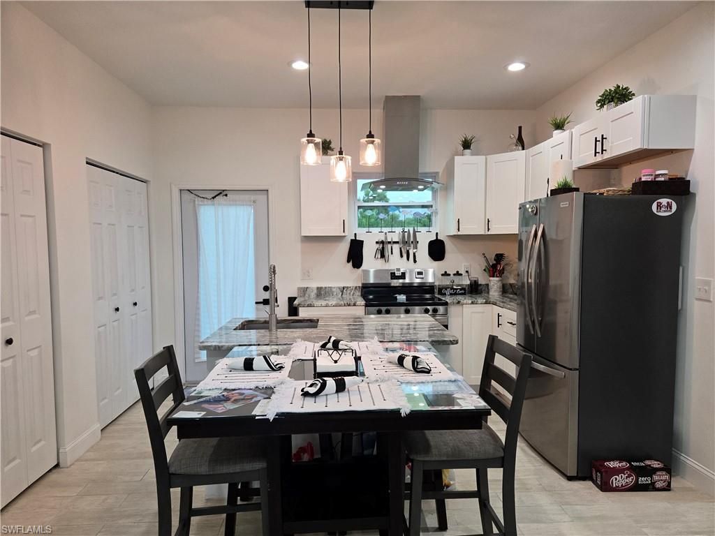 23041 Roundtree AVE, ALVA, FL 33920 — photo 4