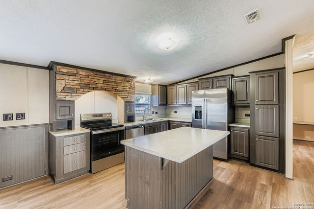 7508 Cover, San Antonio, TX 78263
