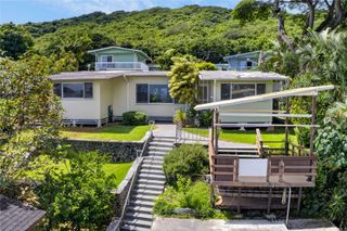 47-220 Kamehameha Highway, Kaneohe, HI 96744