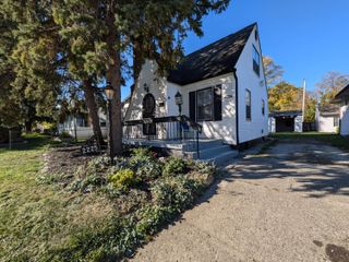 2225 Medina Avenue, Columbus, OH 43211