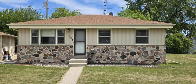 1709 Mercury CIRCLE, Racine, WI 53404
