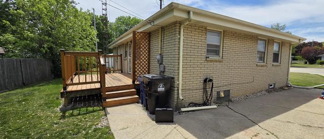 1709 Mercury CIRCLE, Racine, WI 53404