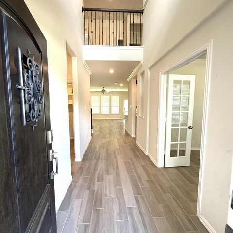 15823 Vanderpool River Drive, Cypress, TX 77433