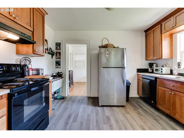 570 W 8TH Ave, Eugene, OR 97401