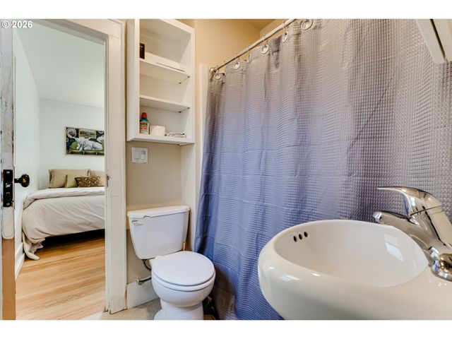 570 W 8TH Ave, Eugene, OR 97401