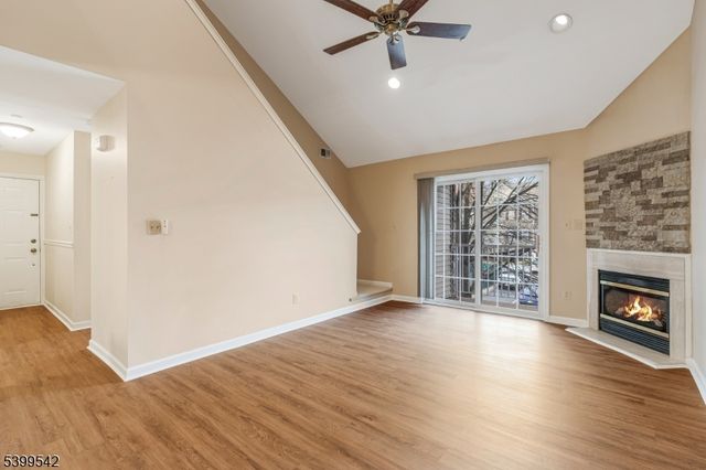 110 Barrister Dr 110, Butler Boro, NJ 07405