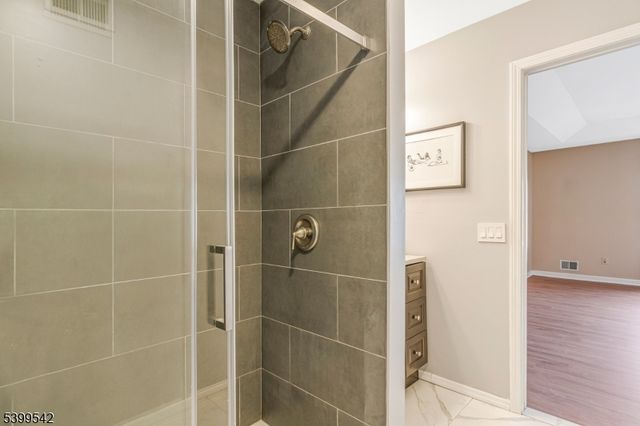 110 Barrister Dr 110, Butler Boro, NJ 07405