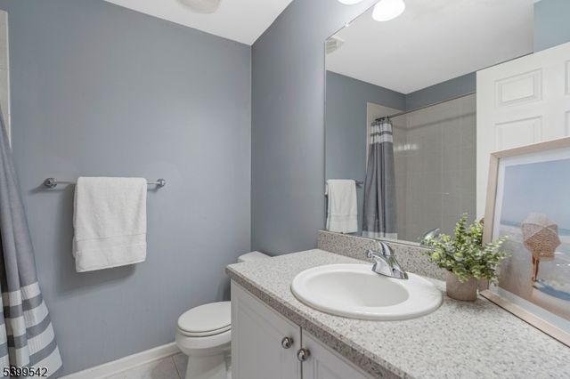 110 Barrister Dr 110, Butler Boro, NJ 07405