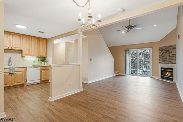 110 Barrister Dr 110, Butler Boro, NJ 07405