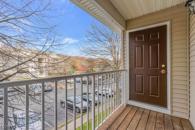 110 Barrister Dr 110, Butler Boro, NJ 07405