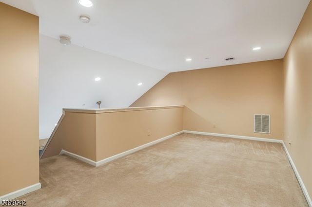 110 Barrister Dr 110, Butler Boro, NJ 07405