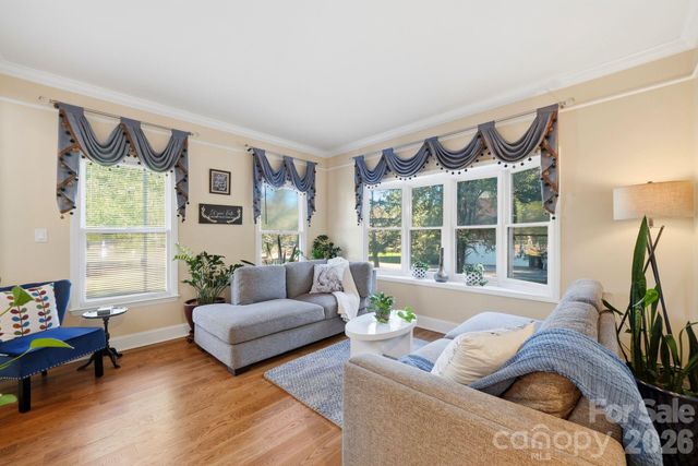 1121 Hillshire Meadow Drive, Matthews, NC 28105