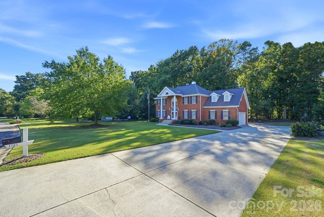 1121 Hillshire Meadow Drive, Matthews, NC 28105