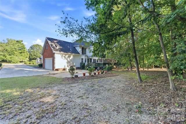 1121 Hillshire Meadow Drive, Matthews, NC 28105