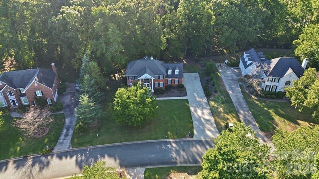 1121 Hillshire Meadow Drive, Matthews, NC 28105