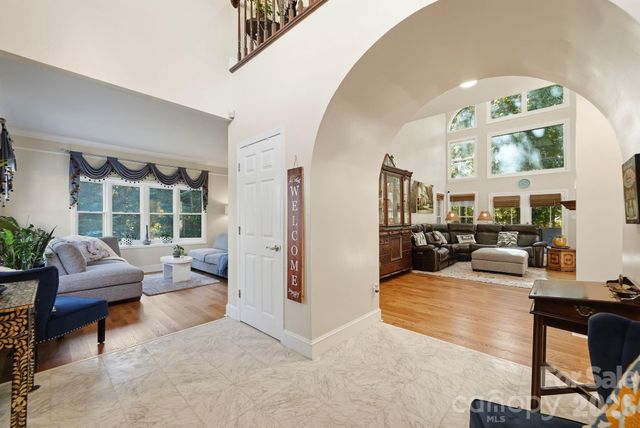 1121 Hillshire Meadow Drive, Matthews, NC 28105