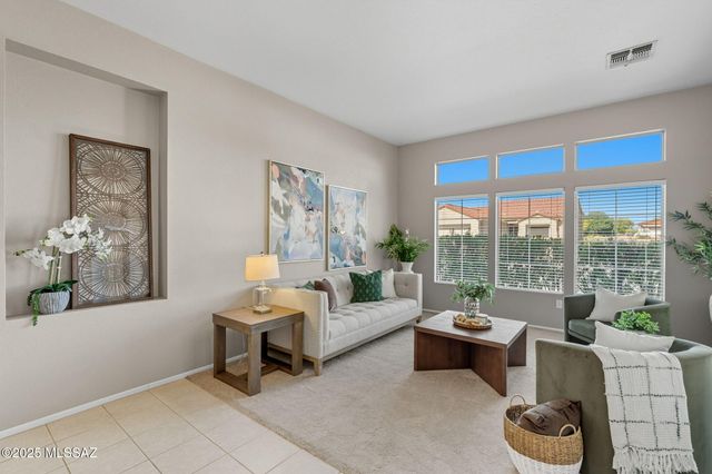 13853 N Lobelia Way, Oro Valley, AZ 85755