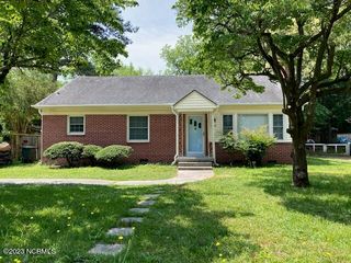 2306 E 3rd Street, Greenville, NC 27858