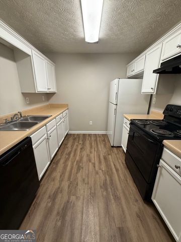 6132 Ruth Street SW, Covington, GA 30014