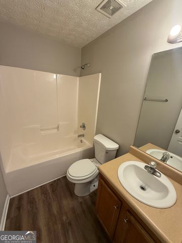 6132 Ruth Street SW, Covington, GA 30014