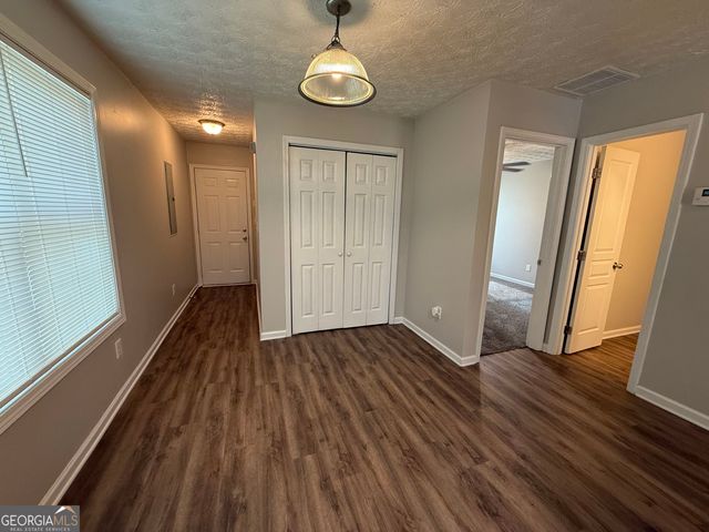 6132 Ruth Street SW, Covington, GA 30014
