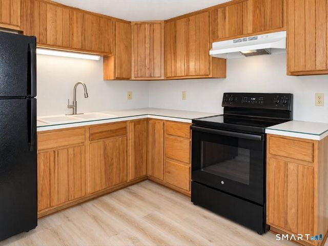 17 East Bucks Rock Road, New Milford, CT 06776