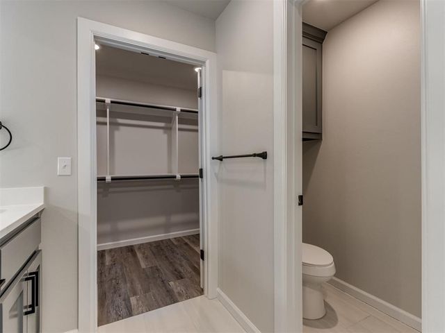 2324 Parkland Way, Norman, OK 73069