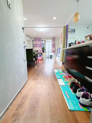 132-03 Sanford Avenue 2D, Flushing, NY 11355