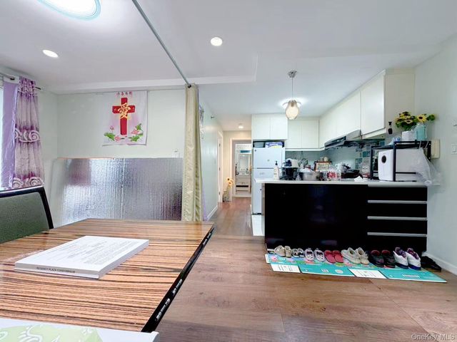 132-03 Sanford Avenue 2D, Flushing, NY 11355