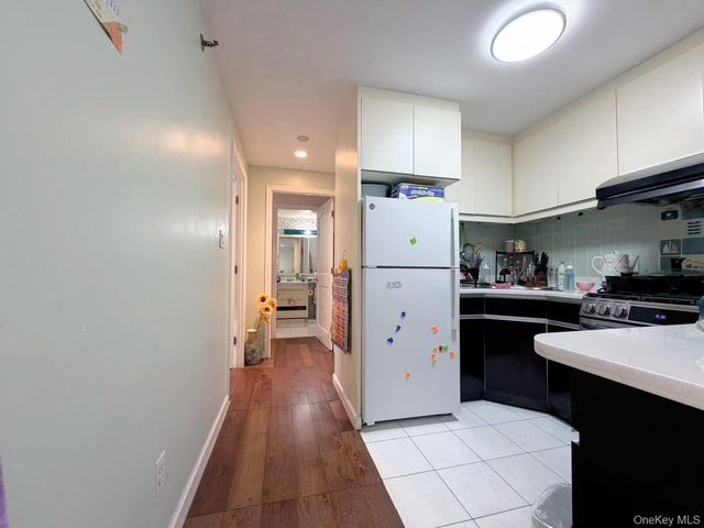 132-03 Sanford Avenue 2D, Flushing, NY 11355