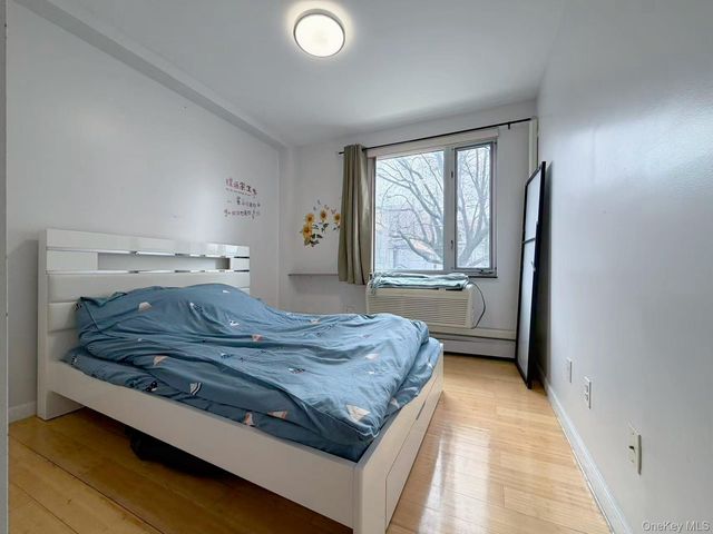 132-03 Sanford Avenue 2D, Flushing, NY 11355