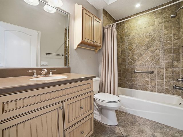1792 LAKE MIONA DRIVE, The Villages, FL 32162