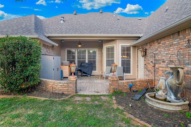 336 Briars Court, Bossier City, LA 71111